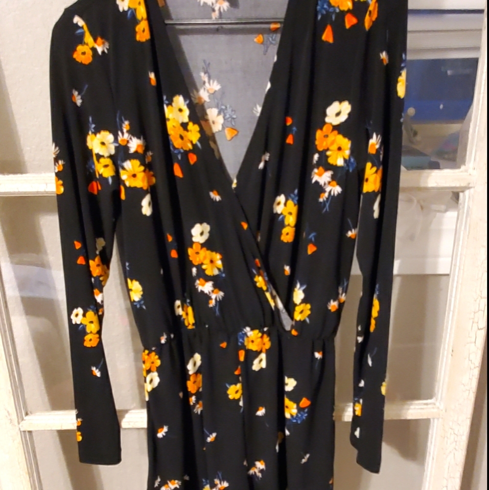 Long sleeve Romper size 4
